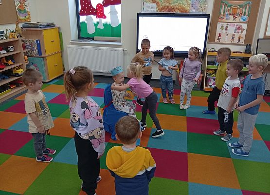 Grafika 8: URODZINKI MIKOŁAJA