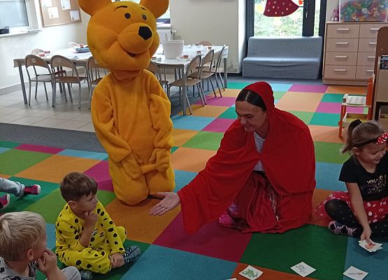 Grafika 3: DZIEŃ POSTACI Z BAJEK