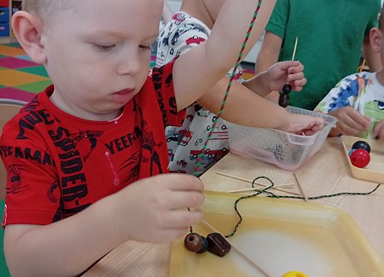 Grafika 24: Radosny czas w  przedszkolu