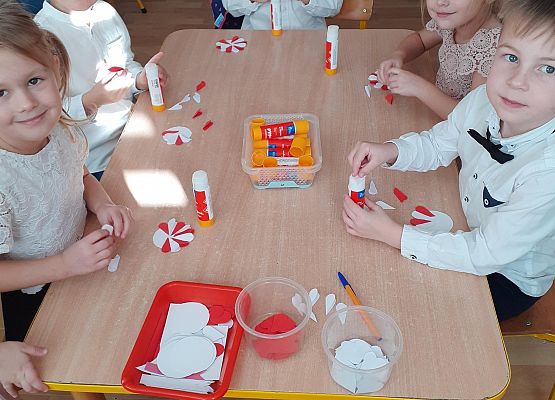 Grafika 14: 11 listopada - Święto Niepodległości