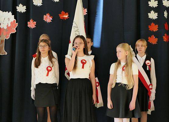 Grafika 7: Apel z okazji Święta Niepodległości