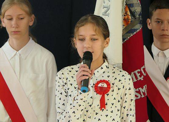 Grafika 12: Apel z okazji Święta Niepodległości