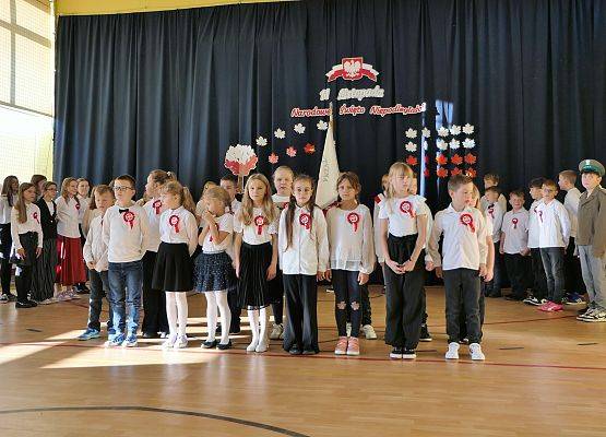 Grafika 18: Apel z okazji Święta Niepodległości