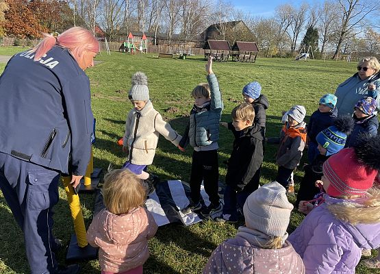 Grafika 4: BARDZO WAŻNE SPOTKANIE