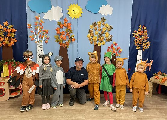 Grafika 1: WSPANIAŁY GOŚĆ