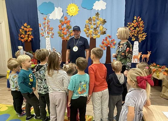 Grafika 6: WSPANIAŁY GOŚĆ