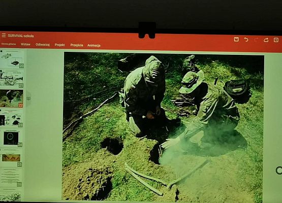 Grafika 7: Edukacja z wojskiem