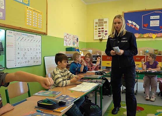 Grafika 1: Bezpieczny uczeń