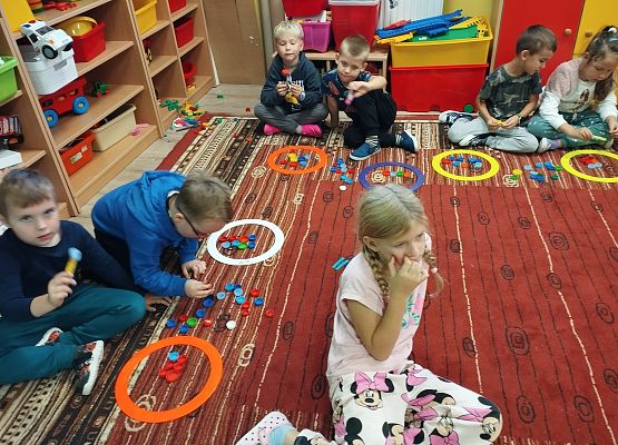 Grafika 2: Ćwiczenia matematyczne