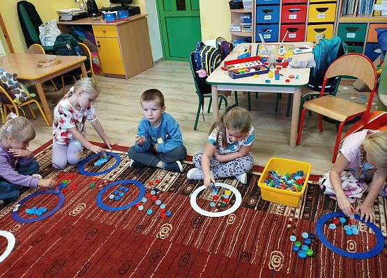 Grafika 3: Ćwiczenia matematyczne