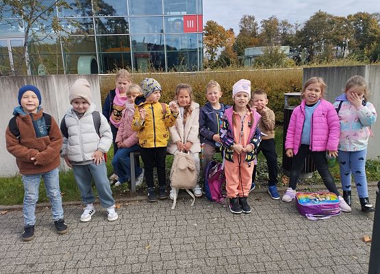 Grafika 5: Wycieczka do Centrum Nauki EXPERYMENT