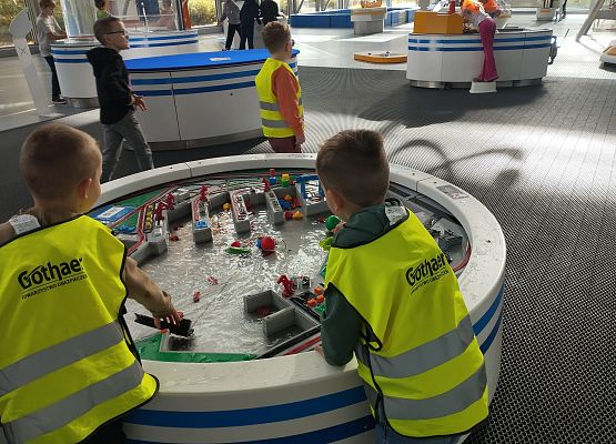 Grafika 8: Wycieczka do Centrum Nauki EXPERYMENT