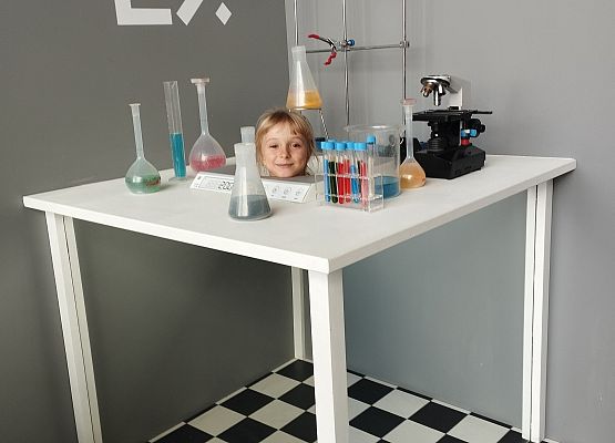 Grafika 22: Wycieczka do Centrum Nauki EXPERYMENT