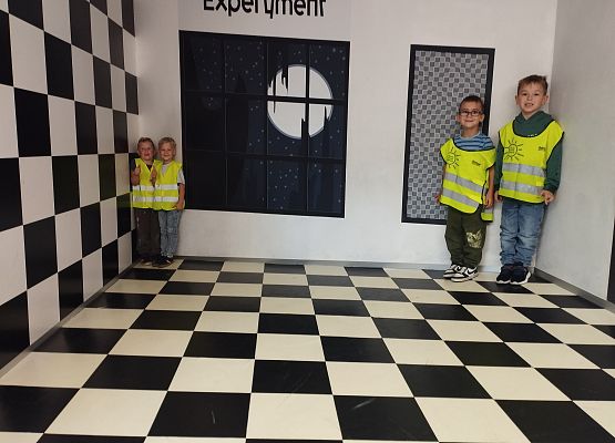 Grafika 28: Wycieczka do Centrum Nauki EXPERYMENT