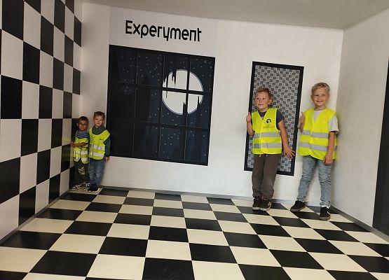 Grafika 29: Wycieczka do Centrum Nauki EXPERYMENT