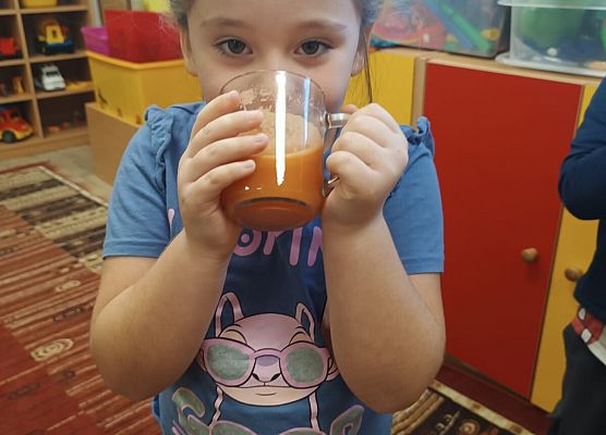 Grafika 3: Zdrowe soki