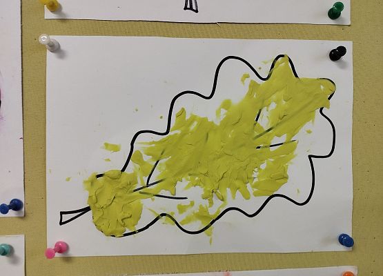 Grafika 8: Jesienne liście