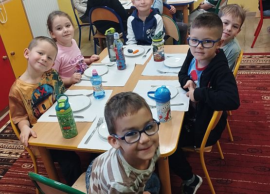 Grafika 1: Zdrowe śniadanie