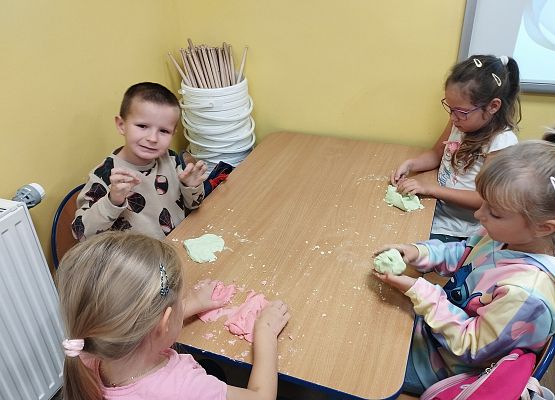 Grafika 5: Pachnąca ciastolina