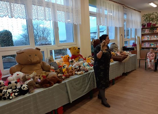 Grafika 4: Lekcja biblioteczna "Święto Misia"