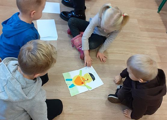 Grafika 6: Lekcja biblioteczna "Święto Misia"