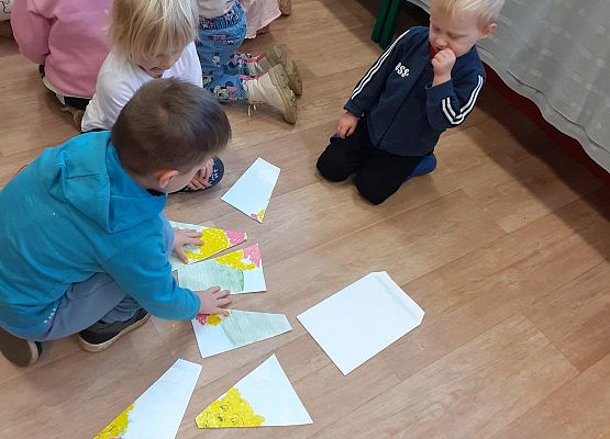 Grafika 9: Lekcja biblioteczna "Święto Misia"