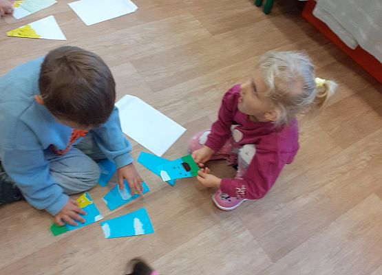 Grafika 10: Lekcja biblioteczna "Święto Misia"