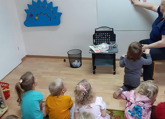 Grafika 2: Dzień Pluszowego Misia