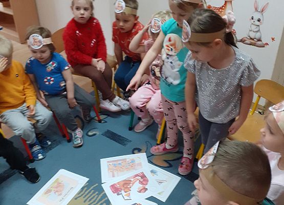 Grafika 9: Dzień Pluszowego Misia