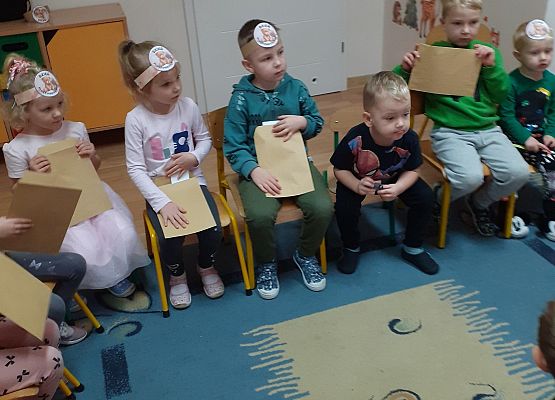 Grafika 11: Dzień Pluszowego Misia