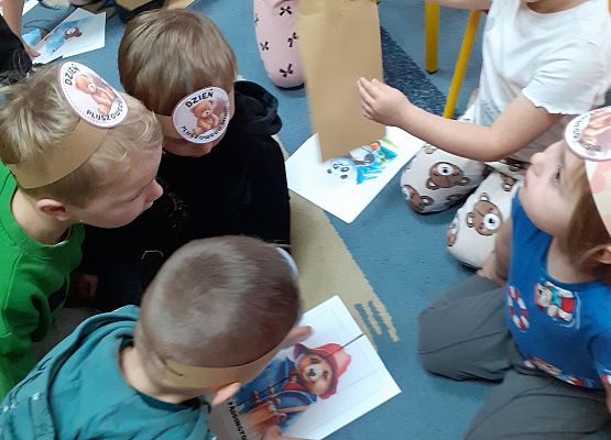 Grafika 17: Dzień Pluszowego Misia