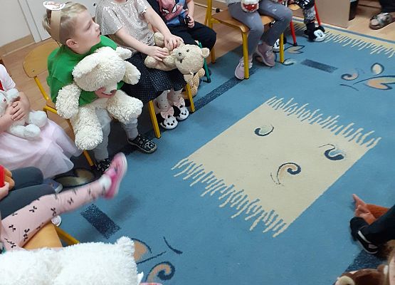 Grafika 26: Dzień Pluszowego Misia