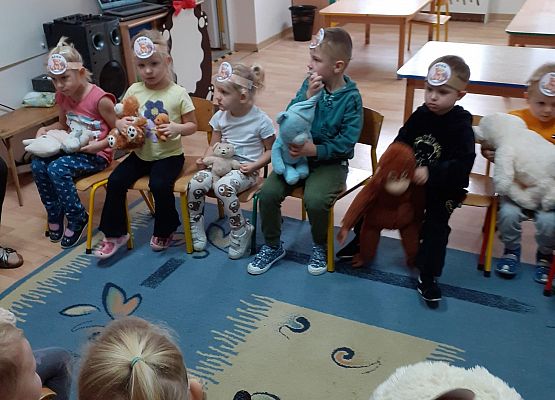 Grafika 27: Dzień Pluszowego Misia