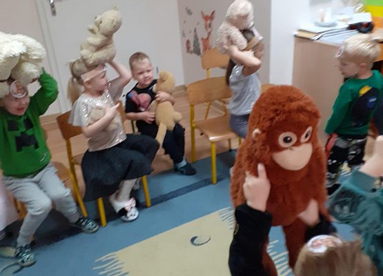 Grafika 28: Dzień Pluszowego Misia