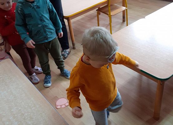 Grafika 42: Dzień Pluszowego Misia