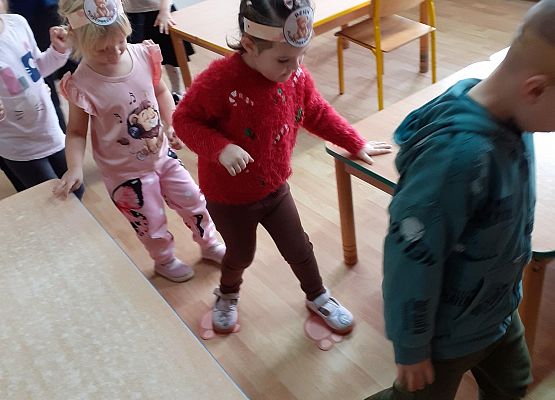 Grafika 43: Dzień Pluszowego Misia