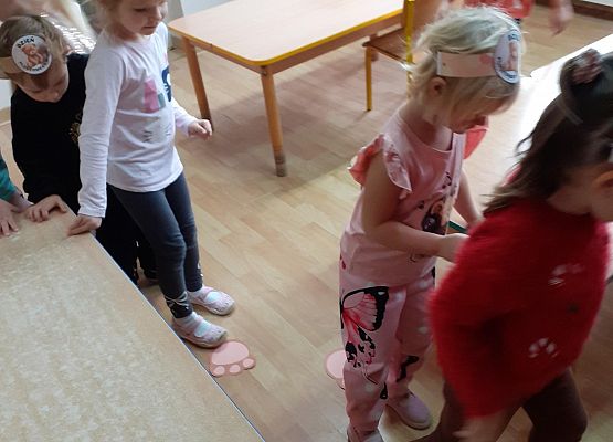 Grafika 36: Dzień Pluszowego Misia