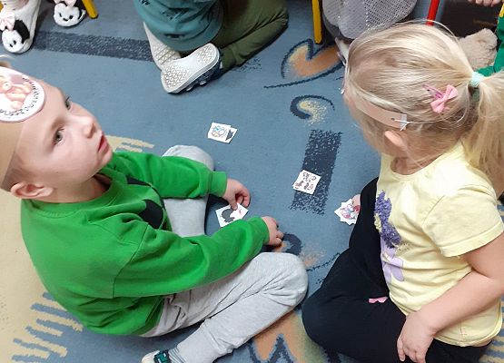 Grafika 51: Dzień Pluszowego Misia