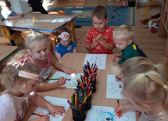 Grafika 62: Dzień Pluszowego Misia