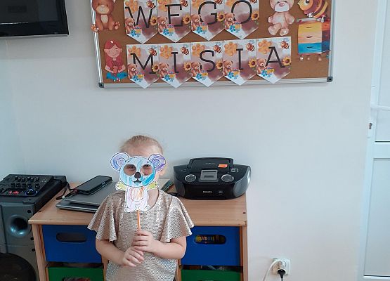 Grafika 64: Dzień Pluszowego Misia