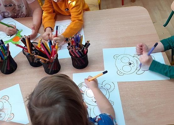 Grafika 60: Dzień Pluszowego Misia