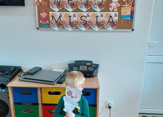 Grafika 70: Dzień Pluszowego Misia