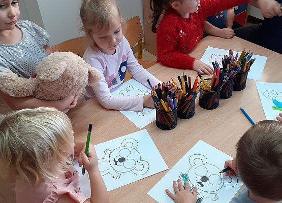 Grafika 55: Dzień Pluszowego Misia