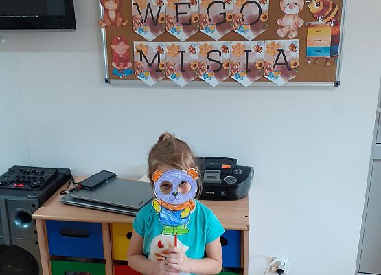 Grafika 79: Dzień Pluszowego Misia