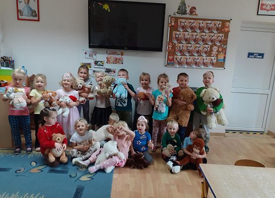 Grafika 80: Dzień Pluszowego Misia