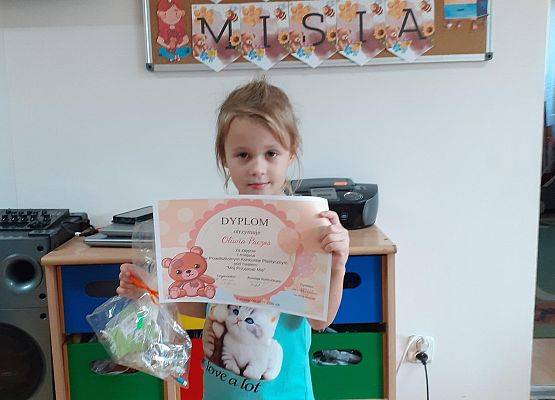 Grafika 11: Rozstrzygnięcie plastycznego konkursu pod hasłem: "Mój Przyjaciel Miś"