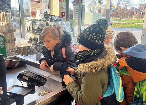 Grafika 15: Klasa 1a w terenie – nauka przez działanie!