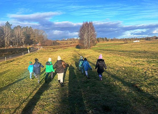 Grafika 16: Klasa 1a w terenie – nauka przez działanie!