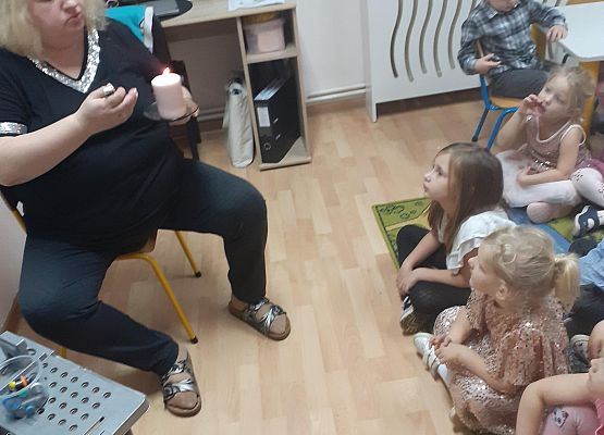 Grafika 3: Andrzejki..