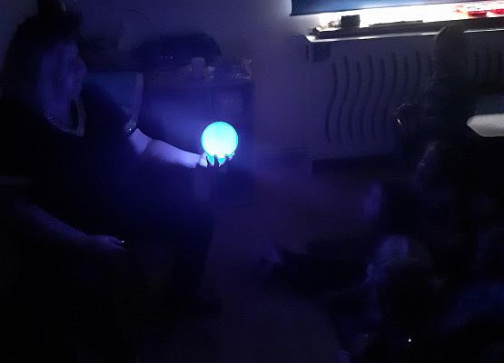 Grafika 7: Andrzejki..